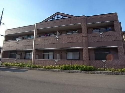 兵庫県加東市上滝野 2階建