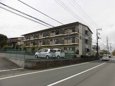 ヴィクトリー８８　長泉町賃貸マンション 3階建