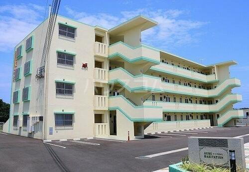 沖縄県うるま市字赤野 賃貸マンション