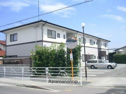 クロバーハイツ 2階建