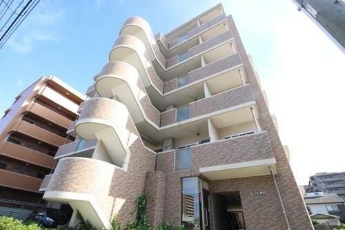クレール野田 6階建