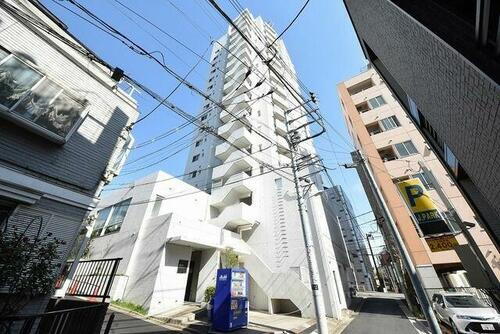 東京都渋谷区代々木１丁目 地上16階地下1階建 築18年3ヶ月