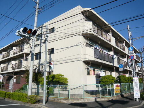 平塚第２マンション 3階建