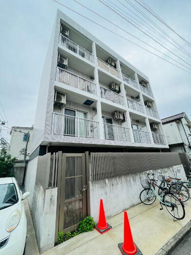 東京都大田区大森北６丁目 4階建 築10年