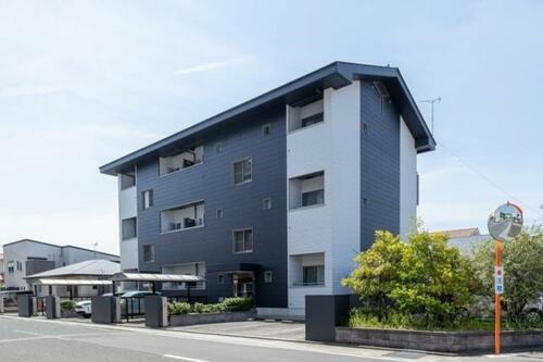 香川県高松市多肥下町 賃貸マンション