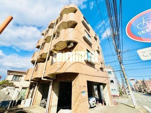 アレーゼＫ 4階建