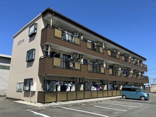 ＥＴＯＩＬＥ中出 3階建