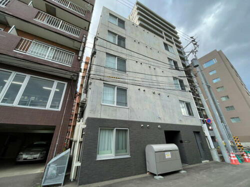 北海道札幌市中央区南十一条西１丁目 5階建 築7年4ヶ月