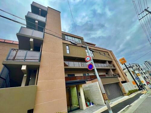 ＧＯＰＩ　ＲＥＳＩＤＥＮＣＥＳ