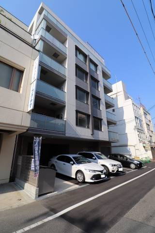 岡山県岡山市北区丸の内２丁目 賃貸マンション