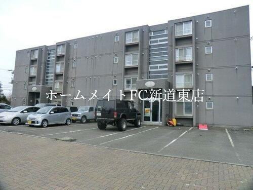 北海道札幌市北区百合が原４丁目 賃貸マンション