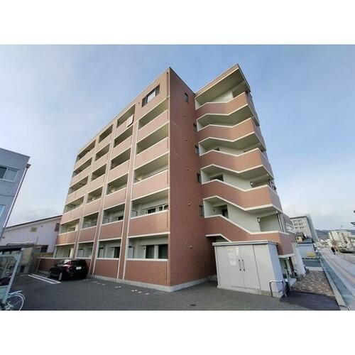 サミット栗田中央 6階建