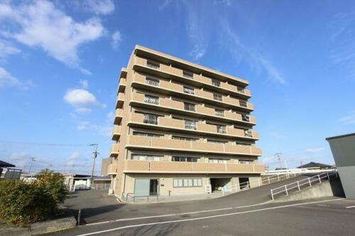 香川県東かがわ市中筋 賃貸マンション