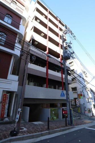 兵庫県神戸市中央区花隈町 地上7階地下1階建