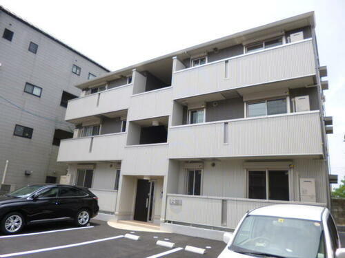 高知県高知市愛宕町３丁目 賃貸アパート