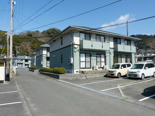 ヴィラ北山 2階建