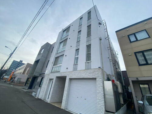 北海道札幌市中央区南十六条西１５丁目 4階建 築9年3ヶ月