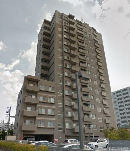 北海道札幌市豊平区平岸三条４丁目 地上15階地下1階建 築16年10ヶ月
