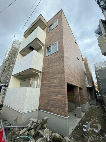 大阪府東大阪市森河内東２丁目 築2年10ヶ月 3階建