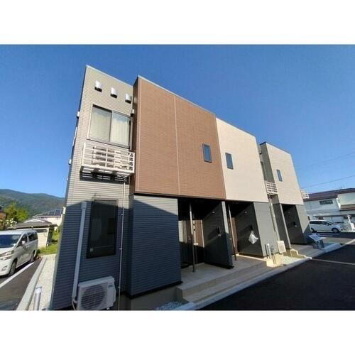 長野県松本市横田４丁目 2階建 築2年11ヶ月