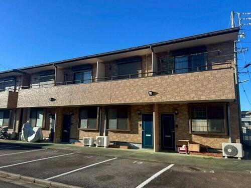 三重県津市藤方 テラスハウス