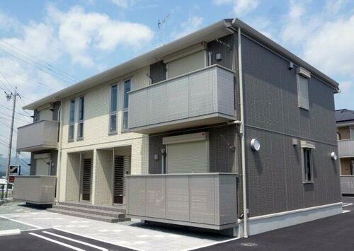 三重県松阪市小黒田町 賃貸アパート