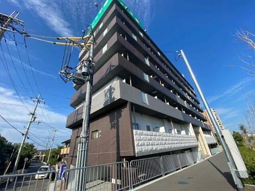 大阪府茨木市沢良宜浜１丁目 7階建