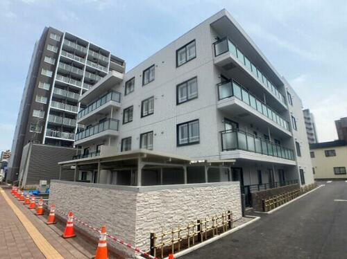 ＣＲＵＩＳＥＰＯＲＴ２４Ｓｔ． 4階建