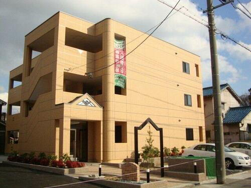 愛知県名古屋市北区中切町２丁目 3階建 築14年4ヶ月