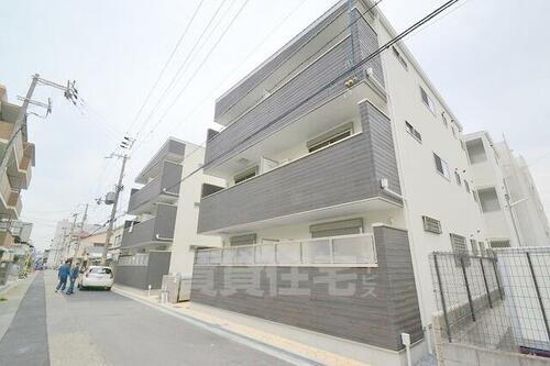 ラ・マシア田川北 3階建