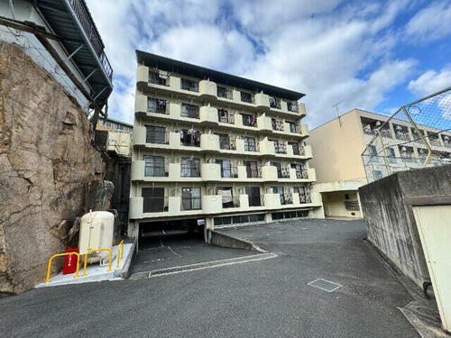 セントフォレスト伊島 5階建