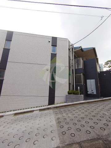 東京都新宿区下落合４丁目 賃貸マンション