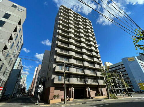北海道札幌市中央区南四条西６丁目 14階建 築19年5ヶ月