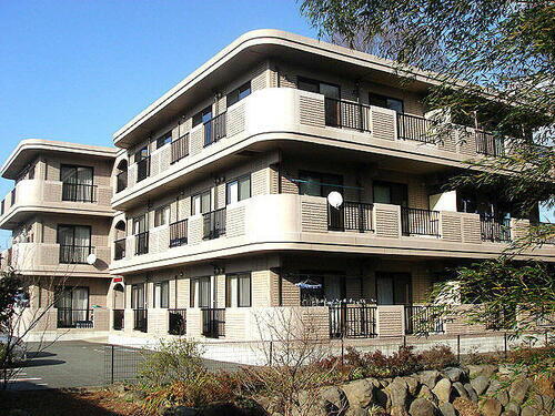 静岡県駿東郡清水町柿田 築22年5ヶ月 3階建