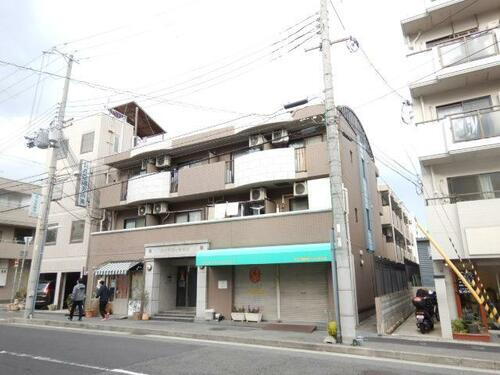 兵庫県神戸市東灘区本山中町３丁目 3階建