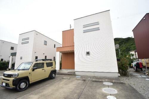 徳島県阿南市見能林町志んじやく 賃貸一戸建て