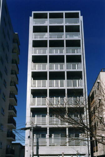 エスパシオ 9階建