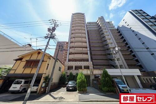 プレサンス泉アーバンゲート