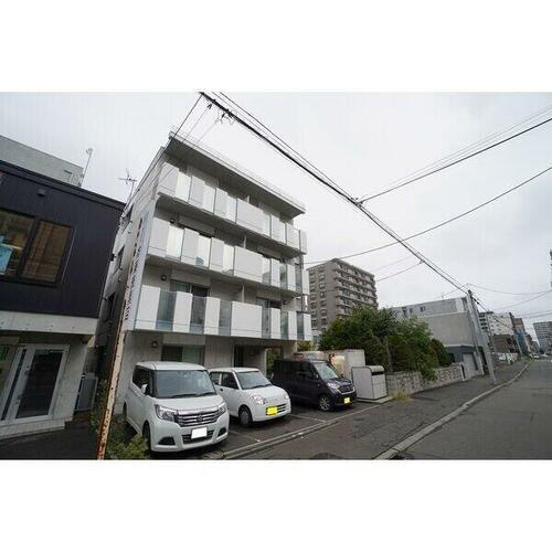 北海道札幌市中央区南十七条西１０丁目 4階建 築9年9ヶ月