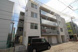 北海道札幌市中央区南四条西１２丁目 4階建 築9年3ヶ月