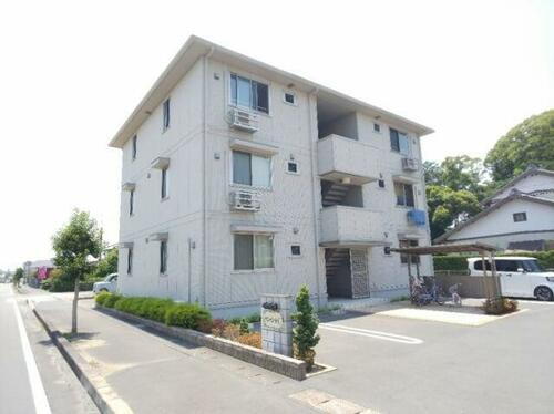 静岡県袋井市堀越 3階建