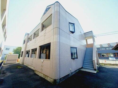 ＬＡＨＡＩＮＡ 2階建