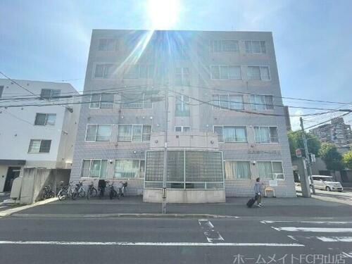 北海道札幌市中央区北二条西２４丁目 5階建 築35年5ヶ月