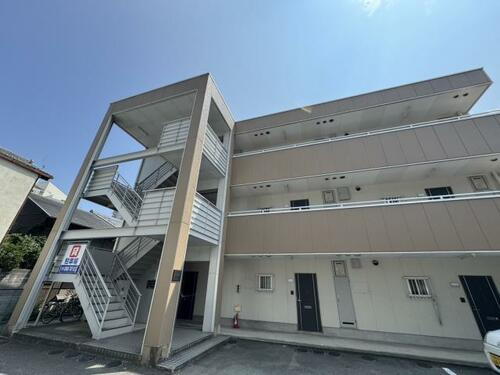兵庫県姫路市船橋町２丁目 3階建 築29年