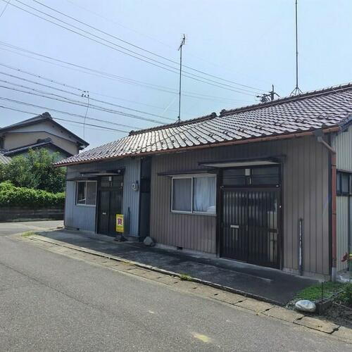 西川手２丁目貸家 平屋建て