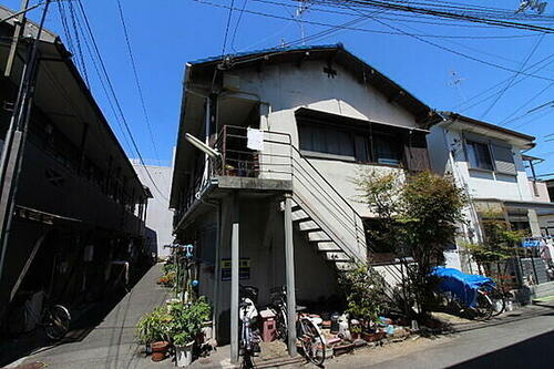 大阪府茨木市大住町 2階建