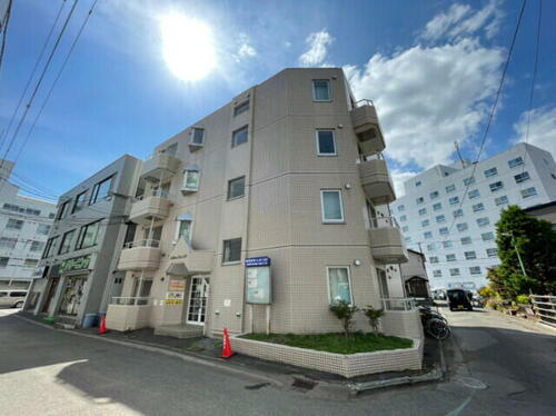 北海道札幌市中央区北五条西２８丁目 4階建 築35年5ヶ月