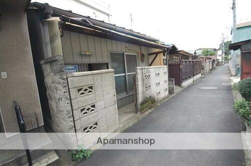 西沢台町貸住宅 2階建