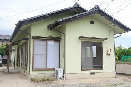 リブ中川 平屋建て