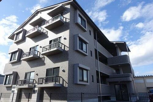 マンション花水木 3階建